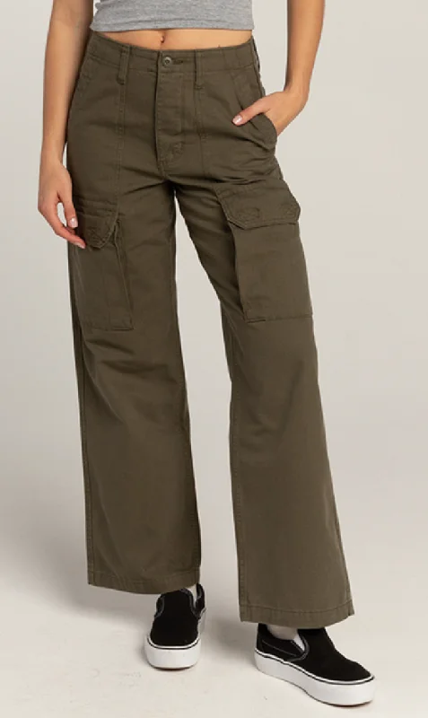 Arroyo Wide Leg Cargo Pants - Grape Leaf