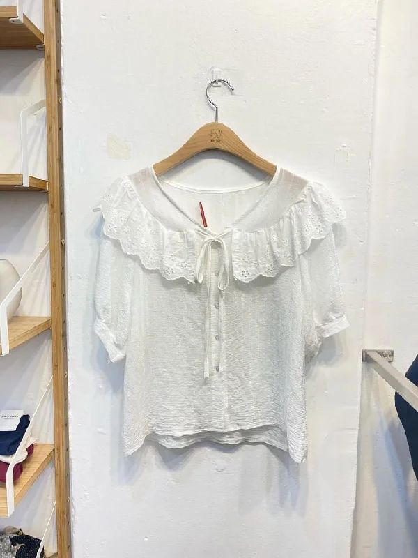 Lovely lace ribbon blouse Pastel Color Blouse