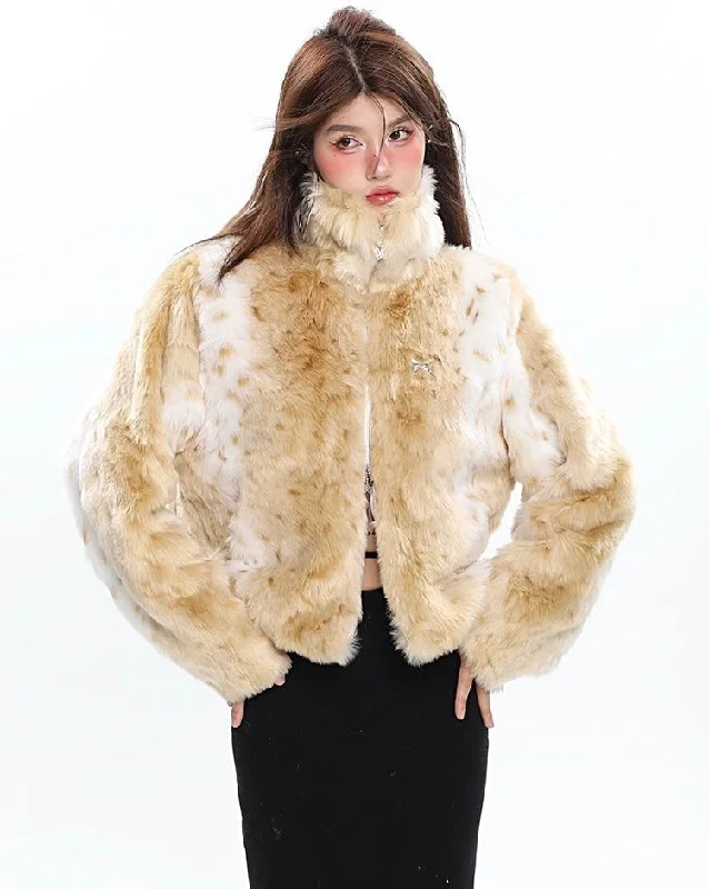 Shaylee Animal Print Faux Fur Long Sleeve Zip Up Jacket Stand-Up Collar Roll-Neck Collar Turtle Neck Shaylee Animal Print Faux Fur Long Sleeve Zip Up Jacket Stand-Up Collar Roll-Neck Collar Turtle Neck